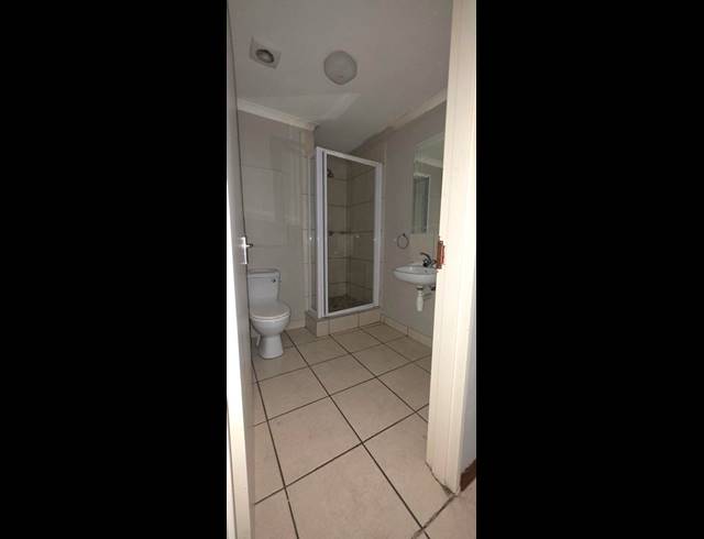 1 BEDROOM PROPERTY TO RENT IN RANDBURG CENTRAL